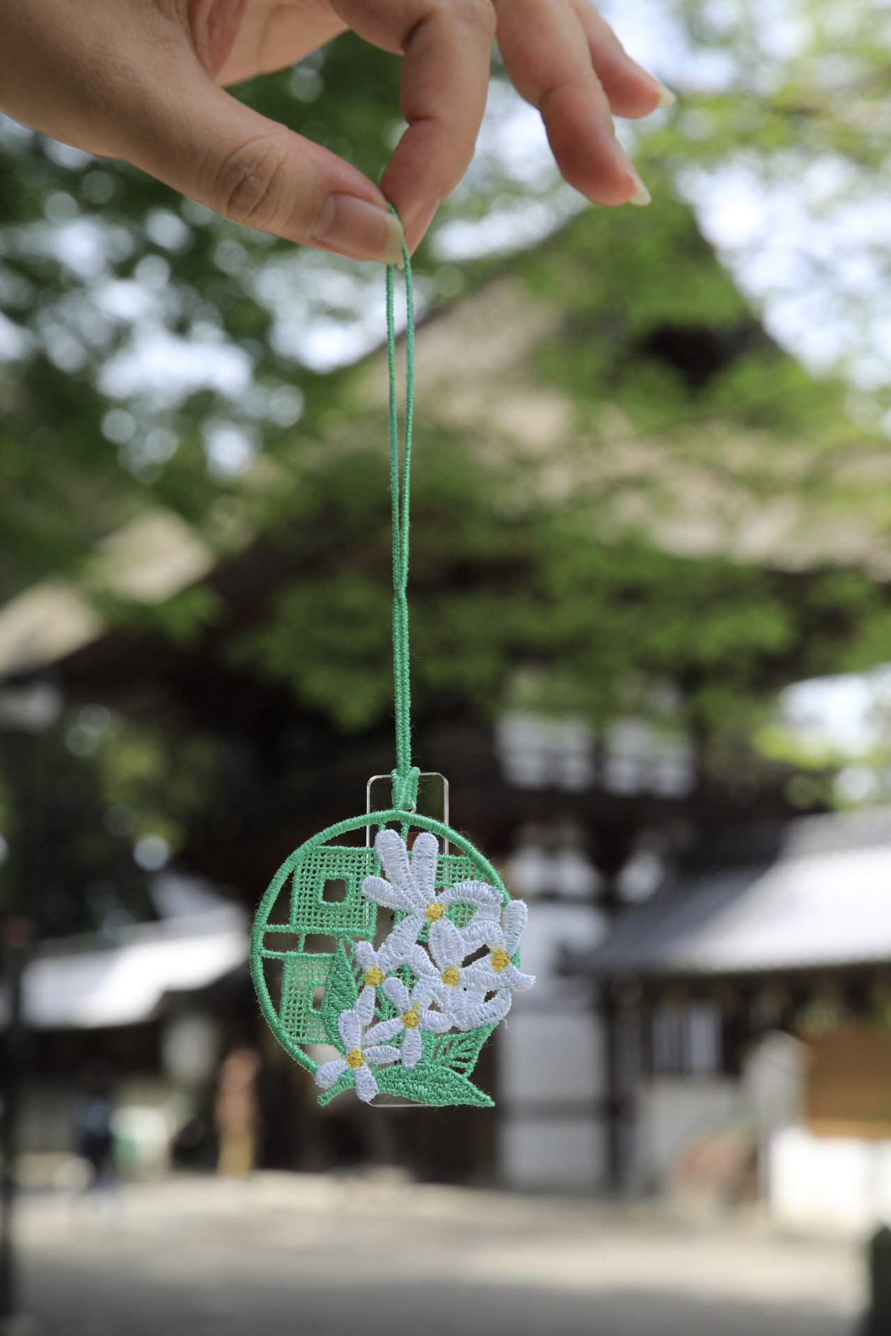 「なんじゃもんじゃ」レース根付お守り